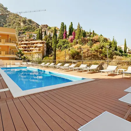 Daire Guesthost - Lovely Sea View - Swimming Pool Taormina